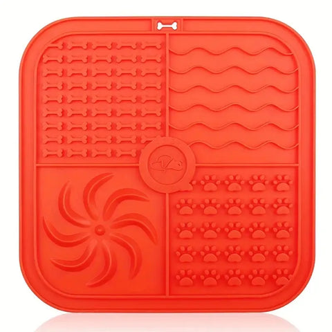 Silicone Slow Feeder Lick Mat – Non-Slip Pet Placemat for Dogs & Cats