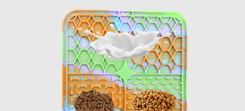 Pet Lick Mat for Dogs – Silicone Slow Feeder & Bath Distraction Mat