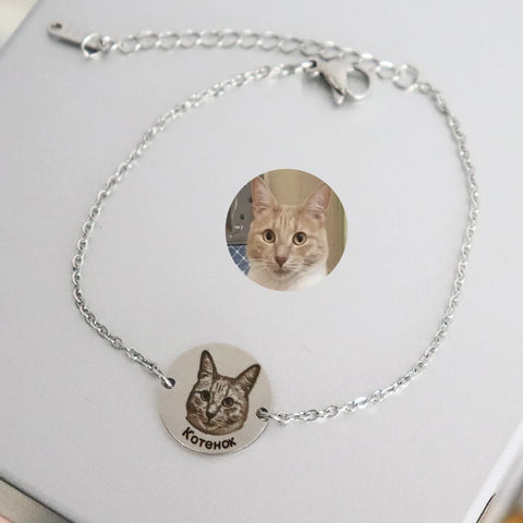Custom Pet Portrait Bracelet – Engraved Dog & Cat Memorial Jewelry